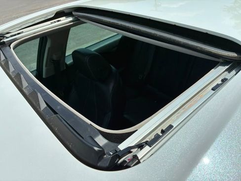 Used 2022 Acura TLX w/ Technology Package FWD image 12