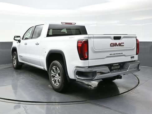 Used 2025 GMC Sierra 1500 SLT image 5