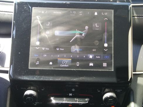 Used 2023 Jeep Grand Cherokee Altitude AWD/4WD image 22