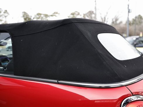 Used 2020 MINI Cooper S image 26