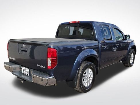 Used 2015 Nissan Frontier SV w/ SV Value Truck Package image 5