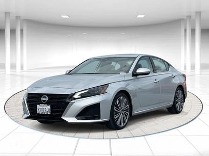 Used 2025 Nissan Altima 2.5 SL