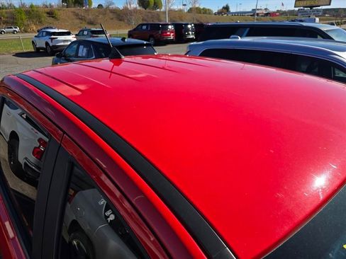 Used 2020 Ford Ranger XLT w/ Equipment Group 301A Mid image 16