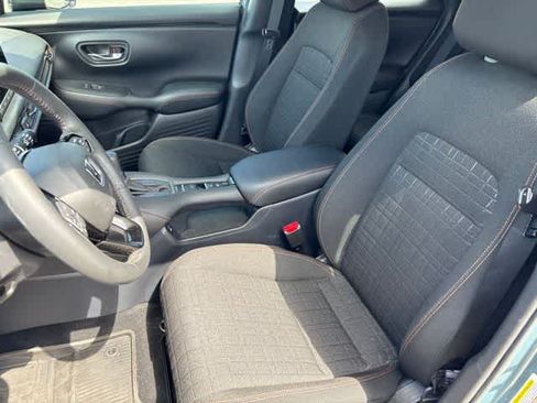 Used 2024 Honda HR-V Sport image 11