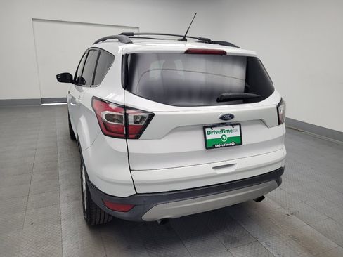 Used 2018 Ford Escape SE image 6
