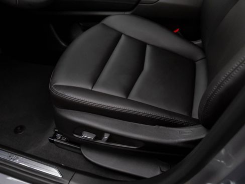 New 2026 Cadillac XT5 Luxury w/ LPO, Floor Liner Package image 16