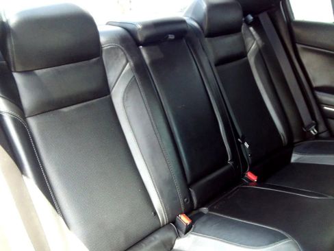 Used 2020 Dodge Charger SXT w/ Leather Interior Group RWD image 28