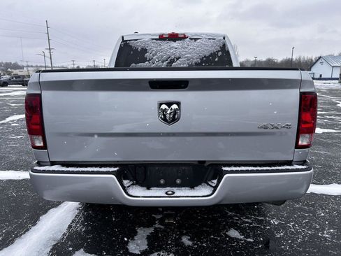 Used 2018 RAM 1500 Express image 6