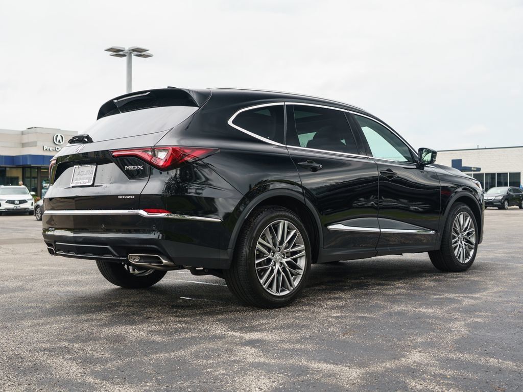 Certified 2024 Acura MDX w/ Advance Package AWD/4WD image 12