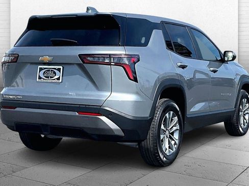 Used 2025 Chevrolet Equinox LT image 13