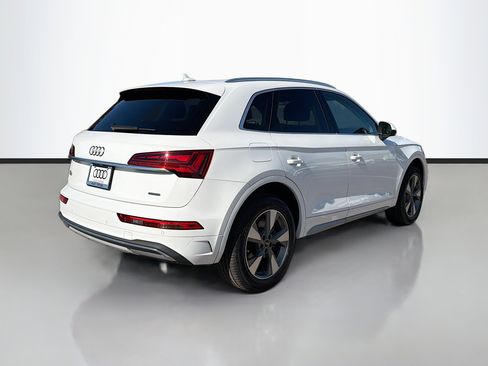 Certified 2023 Audi Q5 2.0T Premium w/ Convenience Package image 3