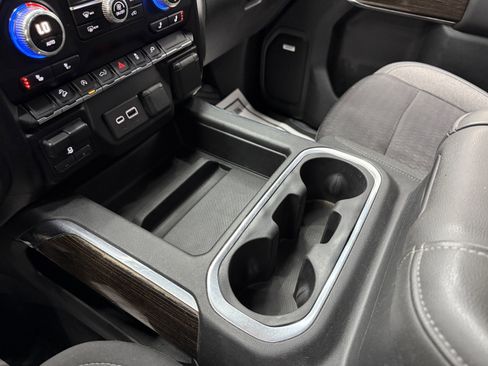 Used 2019 GMC Sierra 1500 Elevation image 24