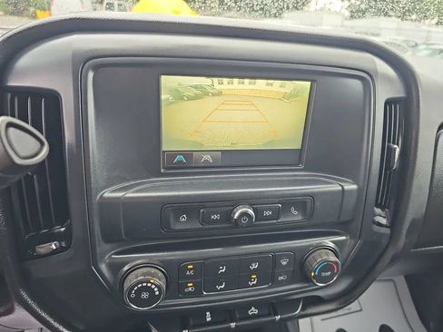 Used 2018 Chevrolet Silverado 2500 W/T RWD image 16