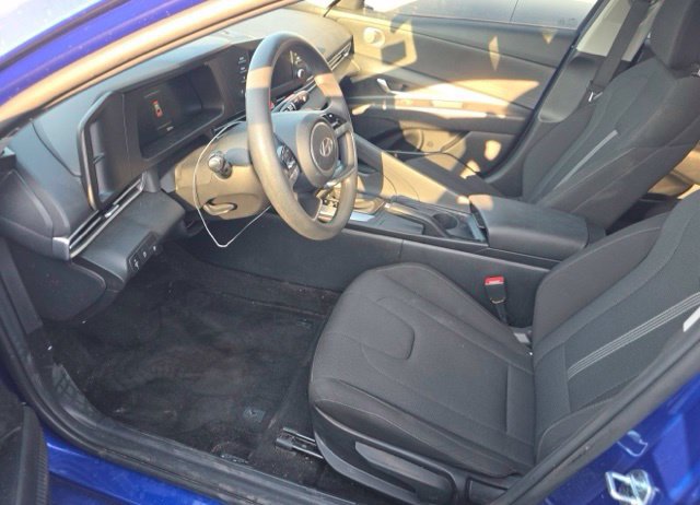 Certified 2026 Hyundai Elantra SE FWD image 9