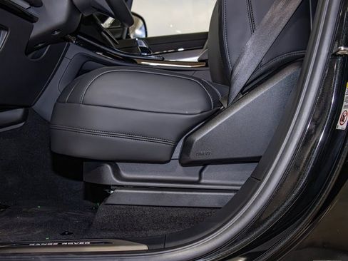 New 2026 Land Rover Range Rover Sport Dynamic SE image 15