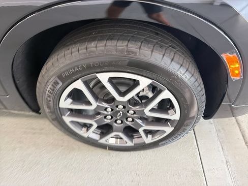 New 2026 Chevrolet Blazer RS w/ LPO, Floor Liner Package FWD image 4
