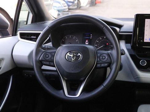 Certified 2023 Toyota Corolla SE w/ SE Premium Package image 22