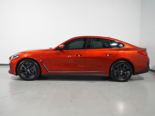 Used 2023 BMW i4 eDrive35 w/ Premium Package RWD image 9