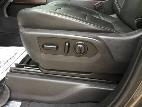 Used 2019 GMC Sierra 1500 SLT w/ SLT Premium Plus Package image 8