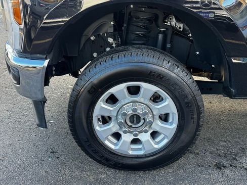Used 2024 Ford F350 XLT w/ Snow Plow Prep Package image 3