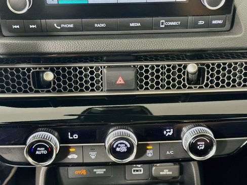 Used 2023 Honda Civic Sport image 20