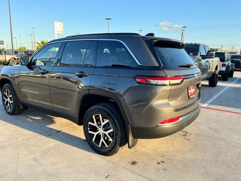 New 2025 Jeep Grand Cherokee Limited w/ MOPAR Finishing Package image 5