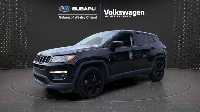 Used 2018 Jeep Compass Latitude w/ Popular Equipment Group FWD image 4