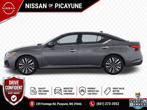 Used 2024 Nissan Altima 2.5 SV FWD image 2