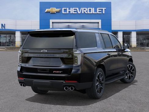 New 2026 Chevrolet Suburban RST w/ Comfort Package AWD/4WD image 4