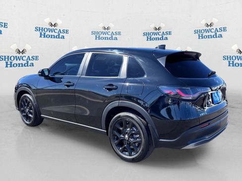 Certified 2025 Honda HR-V Sport image 5