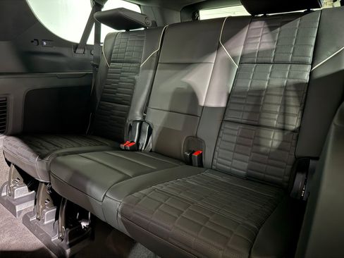 New 2026 Cadillac Escalade ESV V w/ LPO, ONYX Package image 51