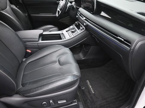 Used 2024 Hyundai Palisade Calligraphy image 7