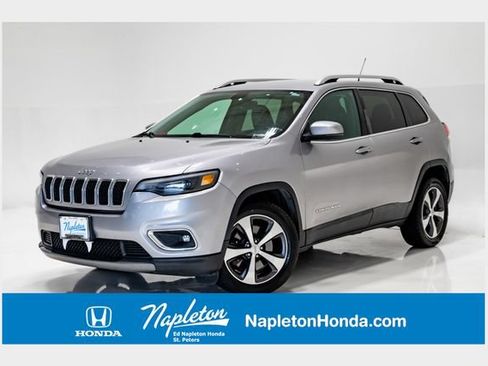 Used 2019 Jeep Cherokee Limited FWD image 1
