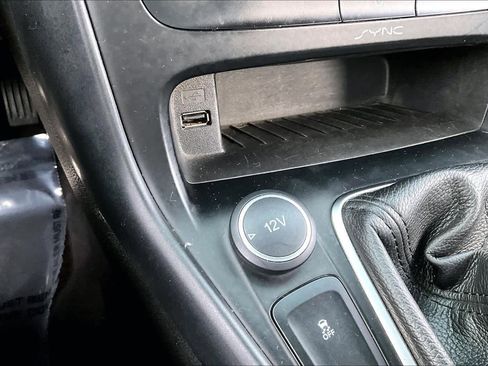 Used 2016 Ford Focus ST image 35