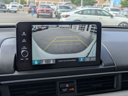 Used 2024 Honda Pilot Touring image 26