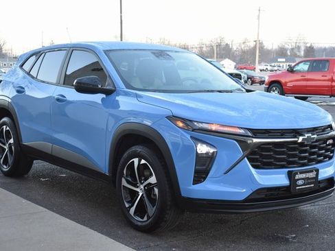 Used 2024 Chevrolet Trax RS w/ Driver Confidence Package image 7