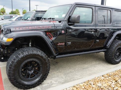 Used 2018 Jeep Wrangler Unlimited Rubicon AWD/4WD image 5