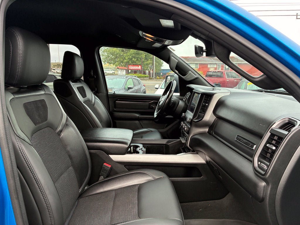 Used 2023 RAM 1500 Big Horn AWD/4WD image 9