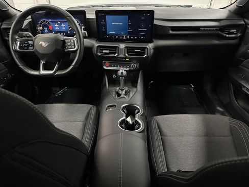 Used 2025 Ford Mustang GT RWD image 23