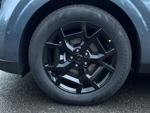 New 2026 Kia Carnival SX FWD image 25