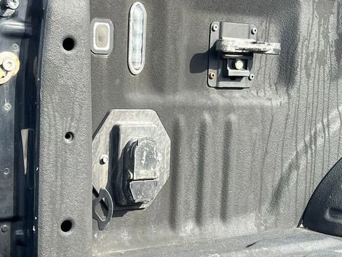 Certified 2022 Ford F450 Lariat w/ Lariat Ultimate Package image 15