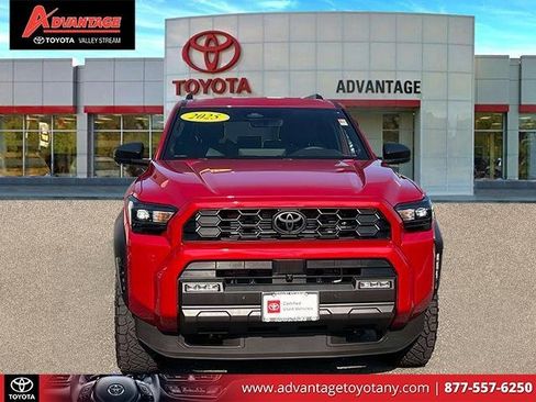 Used 2025 Toyota 4Runner TRD Off-Road Premium image 2