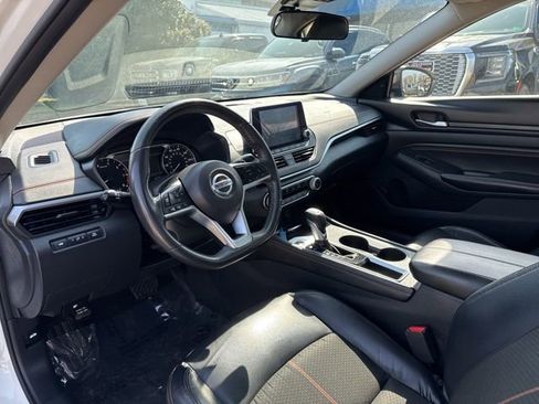 Used 2022 Nissan Altima 2.5 SR image 10