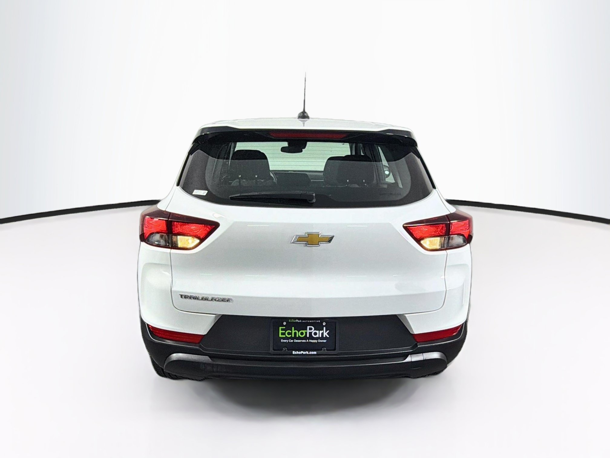 Used 2024 Chevrolet TrailBlazer LS FWD image 7