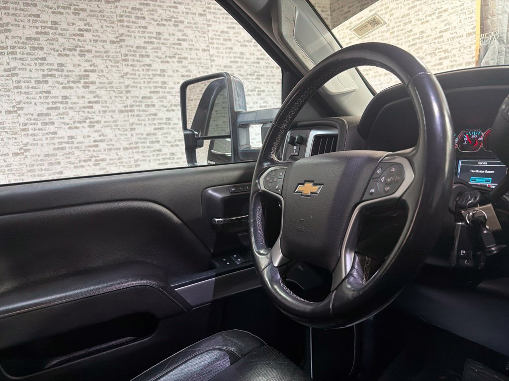 Used 2019 Chevrolet Silverado 2500 LTZ w/ Duramax Plus Package AWD/4WD image 17