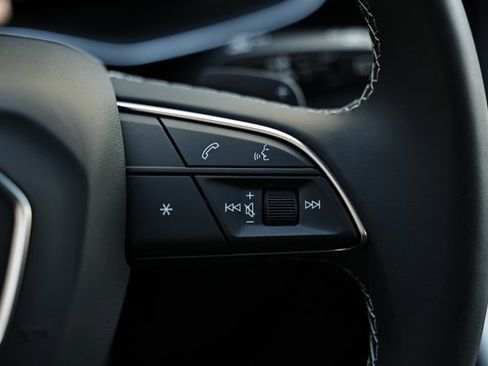 Used 2025 Audi Q7 3.0T Prestige image 35