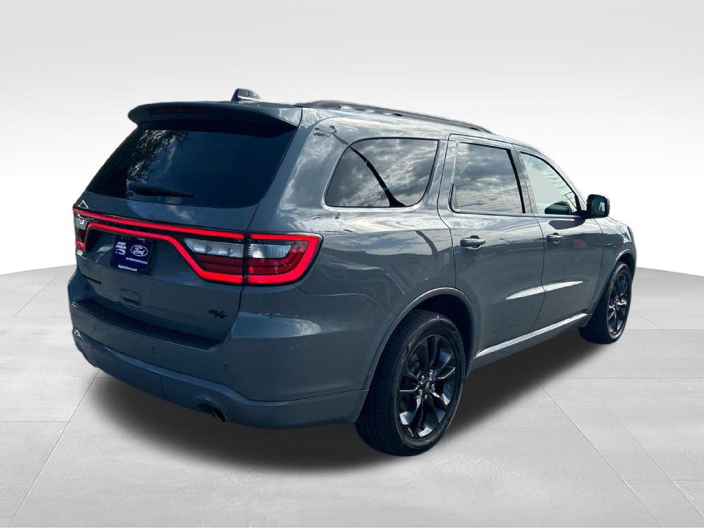 Used 2024 Dodge Durango R/T w/ Blacktop Package AWD/4WD image 3
