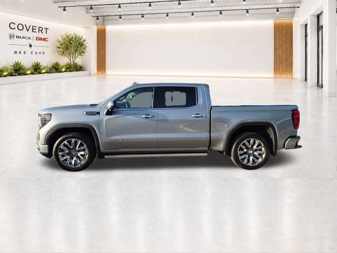 Used 2024 GMC Sierra 1500 Denali AWD/4WD image 9