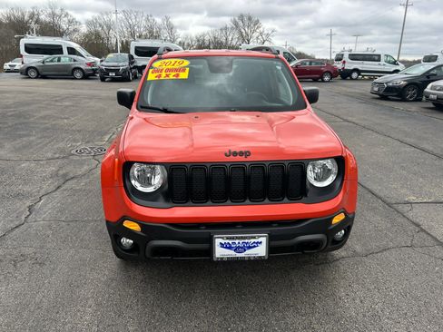 Used 2019 Jeep Renegade Sport image 8