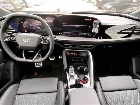 New 2025 Audi SQ5 Premium Plus image 5